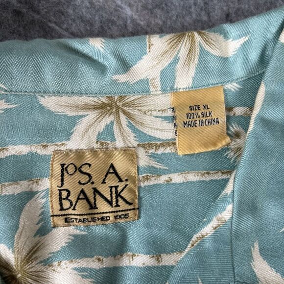 Jos A Banks Men's 100% Silk Button-up Shirt XL Short Sleeve Tropical Lot Of 3 - Picture 7 of 16